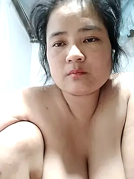 BigAss-69 webcam