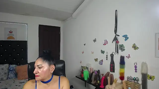 mature_bigboobs10 webcam