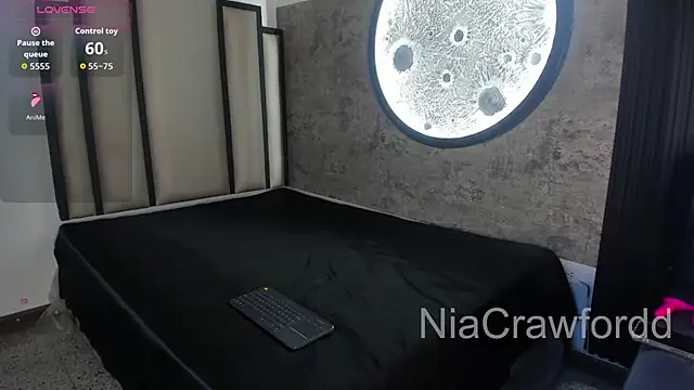 NiaCrawfordd webcam