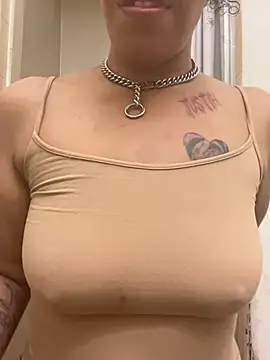 Desirae_Luciano webcam