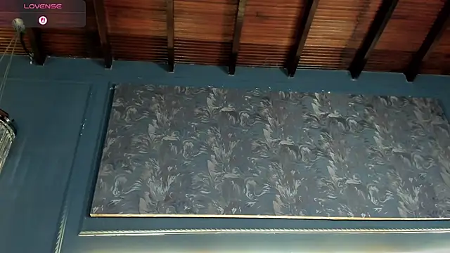 MiaKay1 webcam