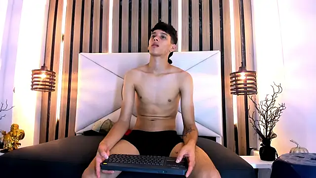 pit_ross - Pit_Ross's free webcam - UK Sex Cams