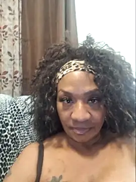 big_booty_bonnie (F mature) - Zap My Pussy!💥Let's  CUM  Together 😋💦