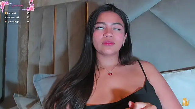 KimDevinne webcam