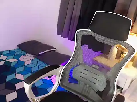MajesticKitana webcam