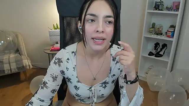 _BellaEvans_ webcam