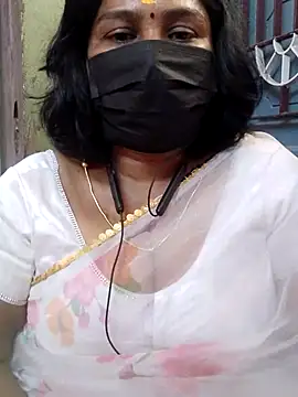 Miss-Maggi webcam