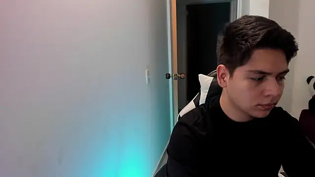 Asta_YunoXXX webcam
