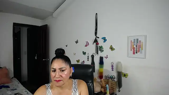 mature_bigboobs10 webcam