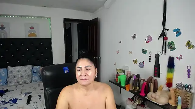 mature_bigboobs10 webcam