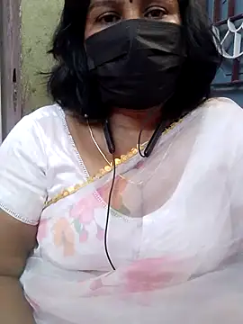 Miss-Maggi webcam