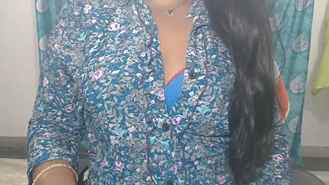 sophia_your (F milf) - pussy show