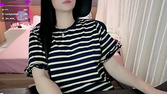 JENNIE-16