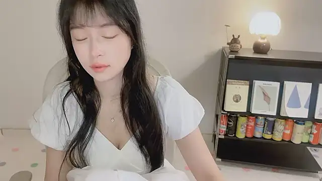 Onechestnut webcam