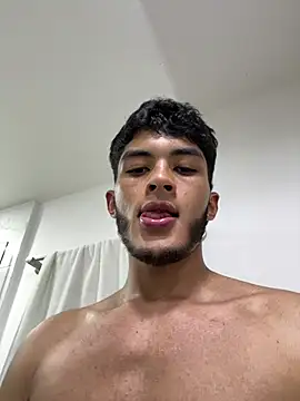 Tylerffoxx webcam