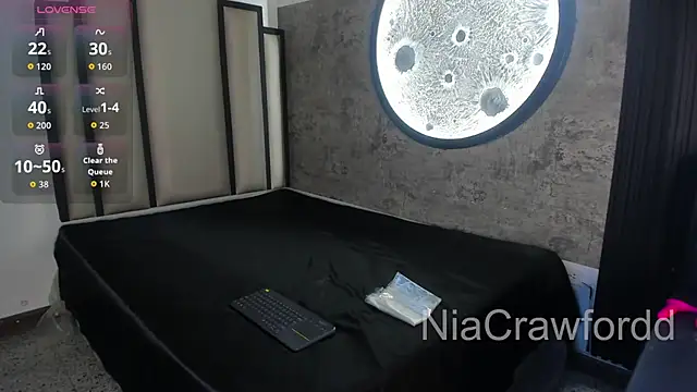 NiaCrawfordd webcam