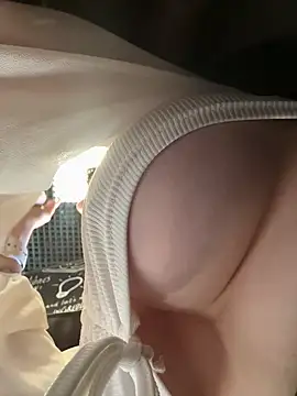  Wet__Bunny chat room