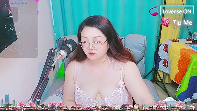 AngelwithEcup webcam