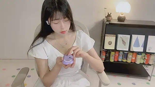 Onechestnut webcam