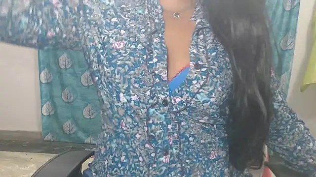 Sophia_your webcam