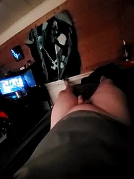 TheSexyCaveman webcam