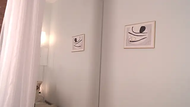 AlexxSweet webcam