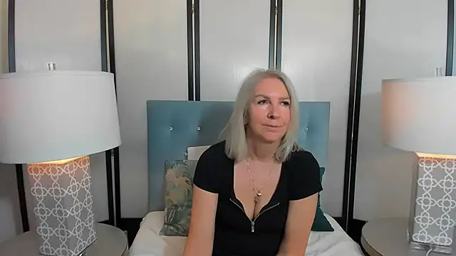EricaTop webcam