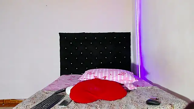 valen_colombian69 webcam