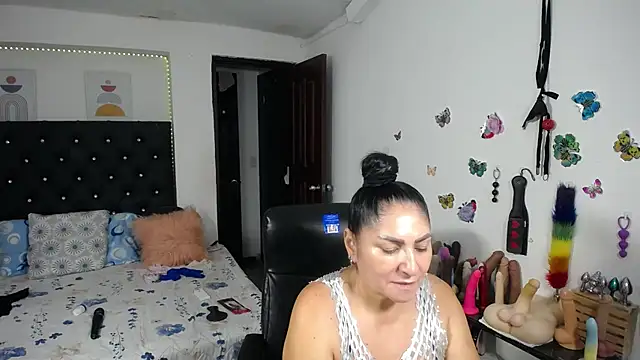 mature_bigboobs10 webcam