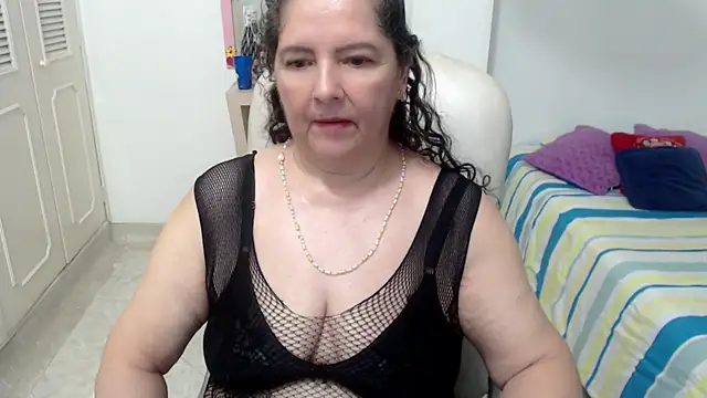 leonela_69 webcam