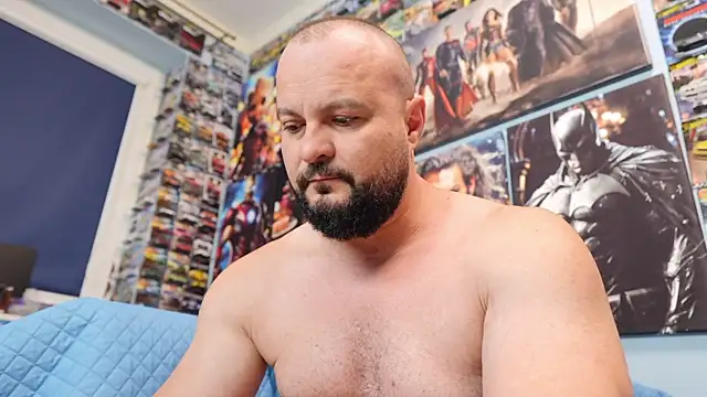Muscle_Bear webcam