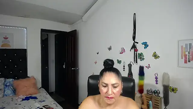 mature_bigboobs10 webcam