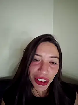 loveuu-bae webcam