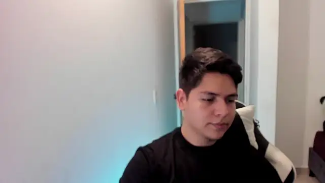 Asta_YunoXXX webcam