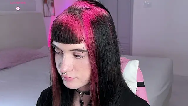 Vailyreb_ webcam