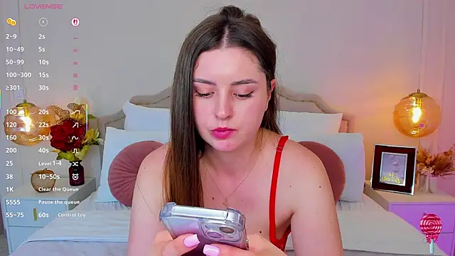 elzajons (Ask my age) - Show boobs