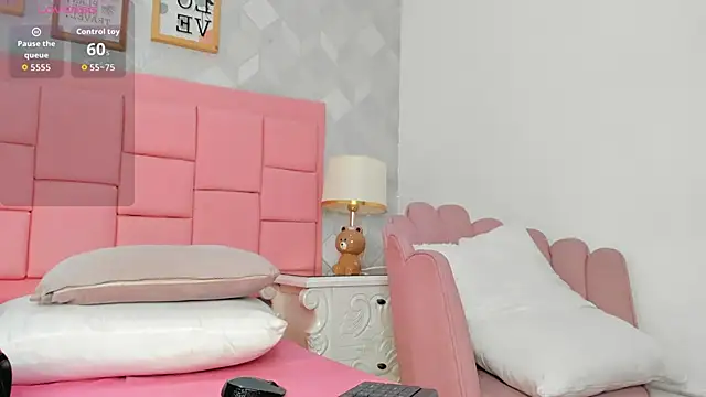 SelenaMiel webcam