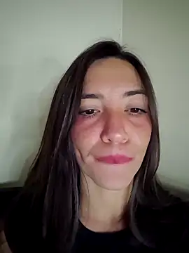 loveuu-bae webcam