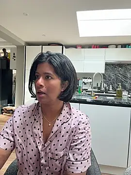 Melarose82 live sex cam