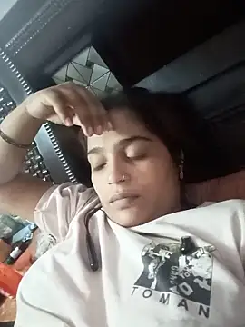 Trisha_71 webcam