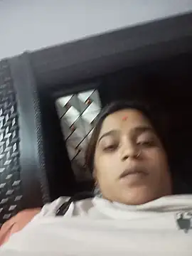 Trisha_71 webcam