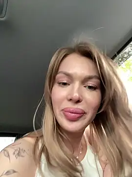 miss_veronika - Miss_veroNika's free webcam - UK Sex Cams