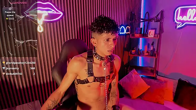 Maximoking26 webcam