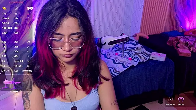 kristen_tay webcam