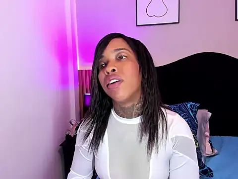 Pauline_Fox webcam