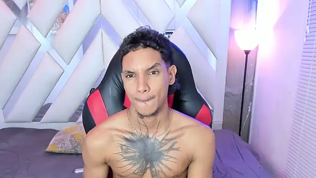 kai_storm77 webcam
