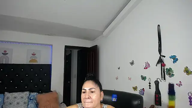 mature_bigboobs10 webcam