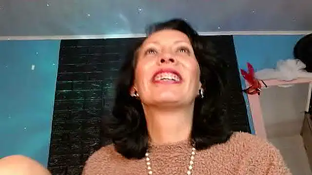 Jhanne_Cherry_