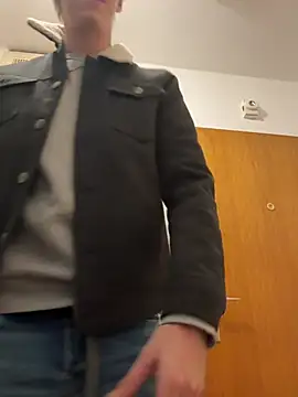 Toyjungee webcam