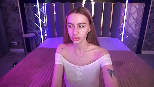 Snow_WhiteeeX